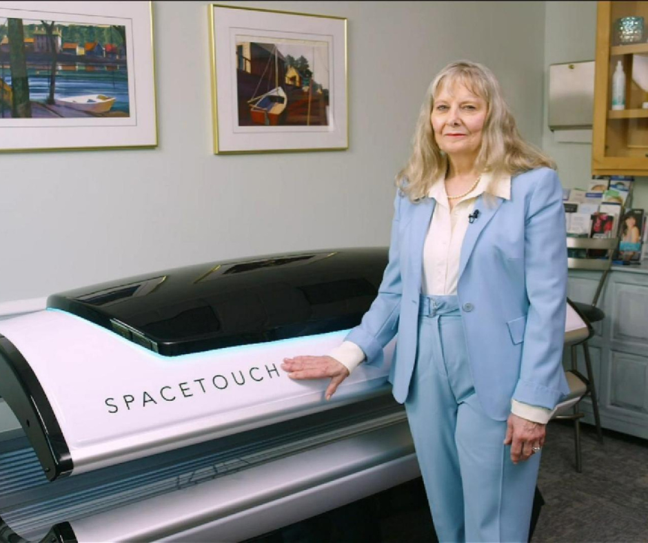 SpaceTouch Capsule Light Therapy